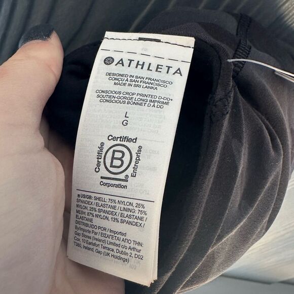 Athleta Conscious Crop Printed Camo D-DD+ Size L - Picture 7 of 11